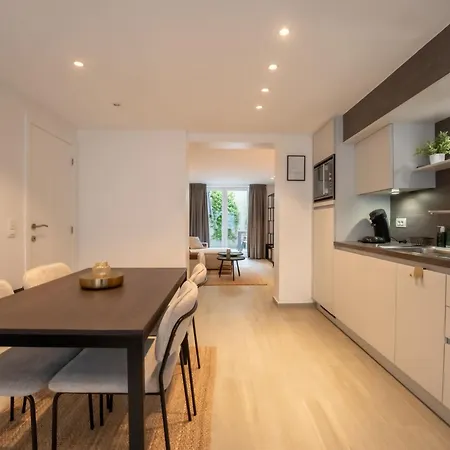 George With Terrace By Interhome شقة *