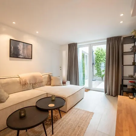 George With Terrace By Interhome Oostende